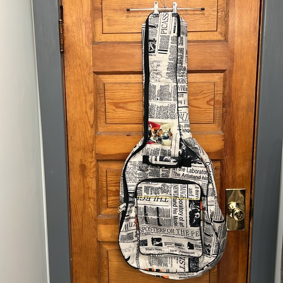 Other - Guitar Case NWOT Soft Backpack Style Large Front Pocket